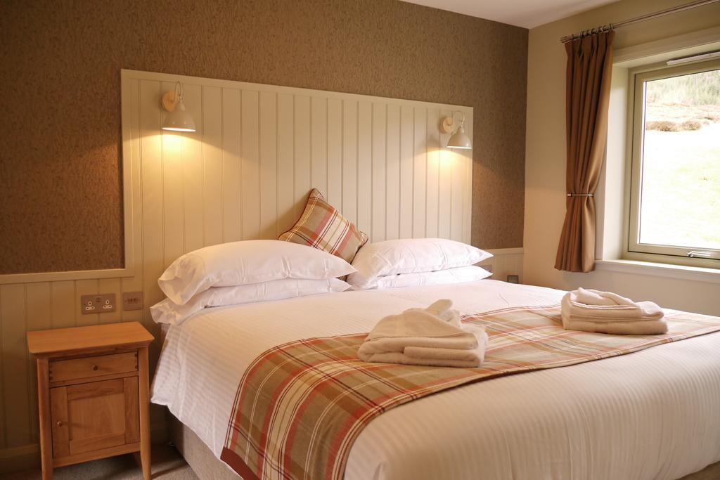Glen Nevis Holidays Fort William Exterior foto